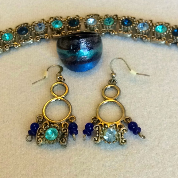 FINAL SALE PRICE Bracelet, Earring and Ring Set in Blues - Picture 1 of 4